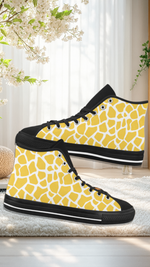 Women's Giraffe Print High Top Canvas Shoes