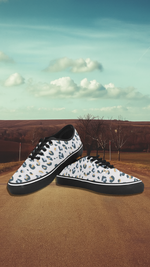 Women's Snow Leopard Print Low Top Canvas Shoes