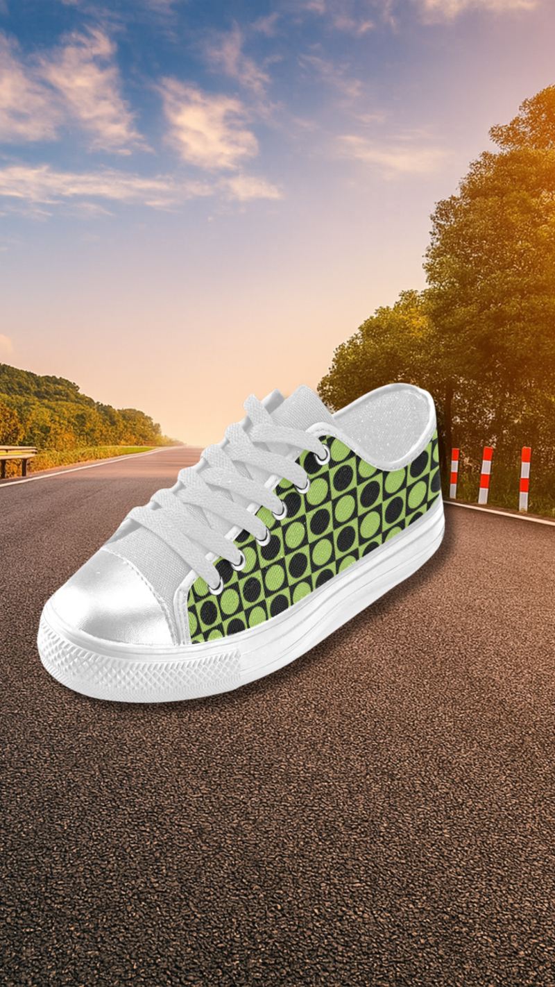 Women's Polka Dots Trip Print Low Top Canvas Shoes
