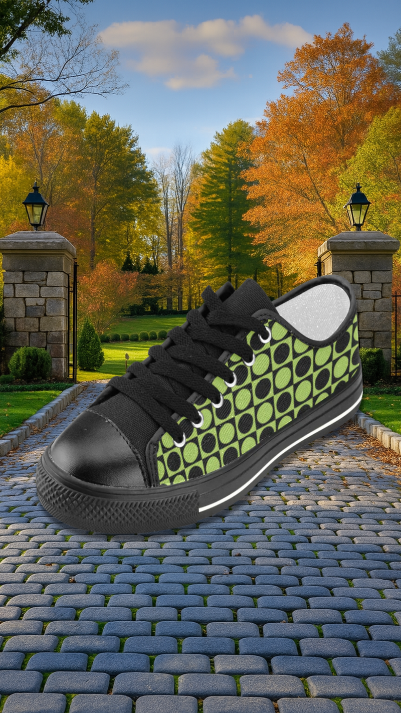 Women's Polka Dots Trip Print Low Top Canvas Shoes