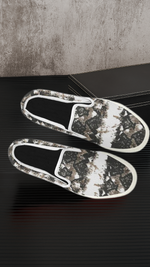 Men's Snake Print Canvas Slip-on Shoes