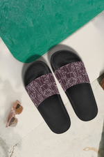 Women's Maroon Face Doodle Print Sliders