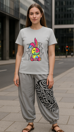 Women's Groovy Rabbit Streetwear Classic Fit T-shirt