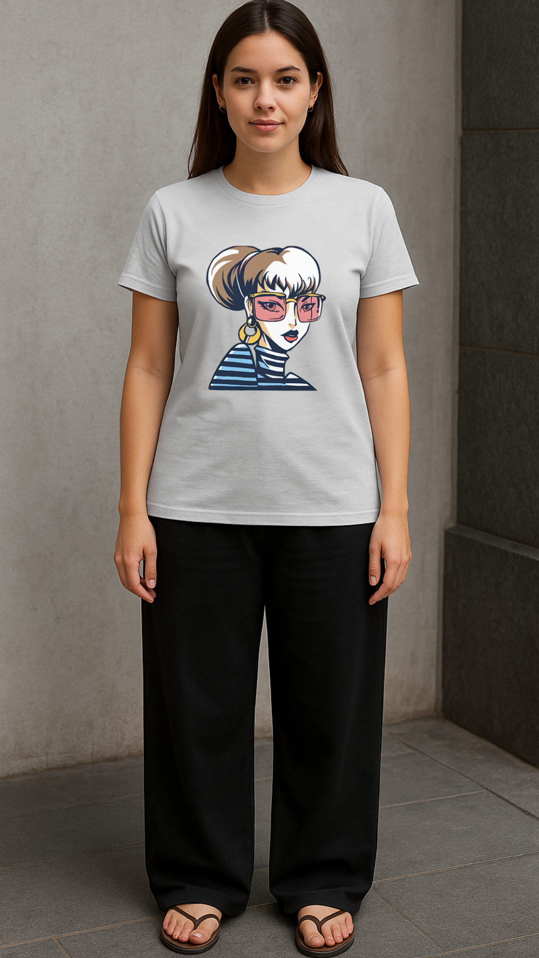 Women's Pop Lady Abstract Classic Fit T-shirt