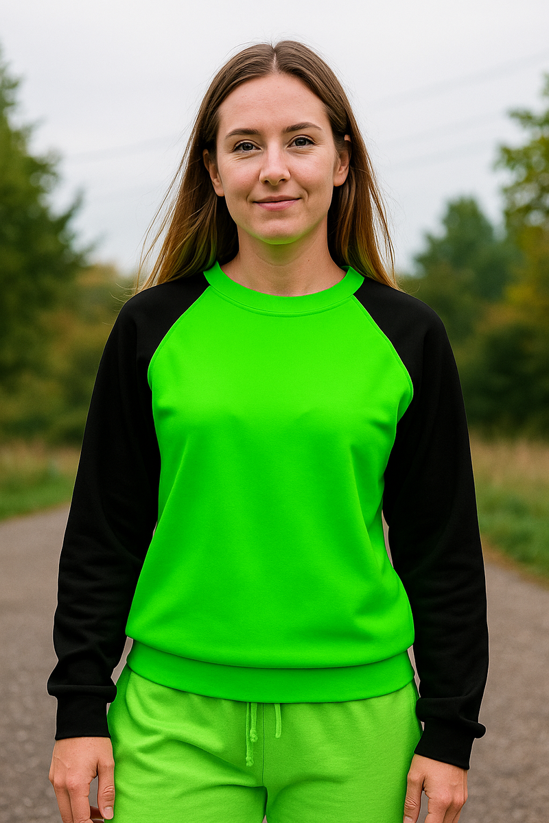 Women's Electric Green & Black Solid Sweatshirt