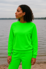 Women's Electric Green Solid Sweatshirt