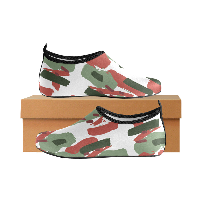 Women's Christmas Camouflage Print Barefoot Shoes
