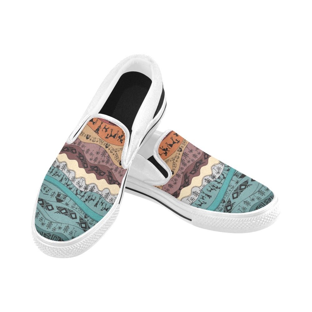 Women's Hued Waves Tribal Print Slip-on Canvas Shoes