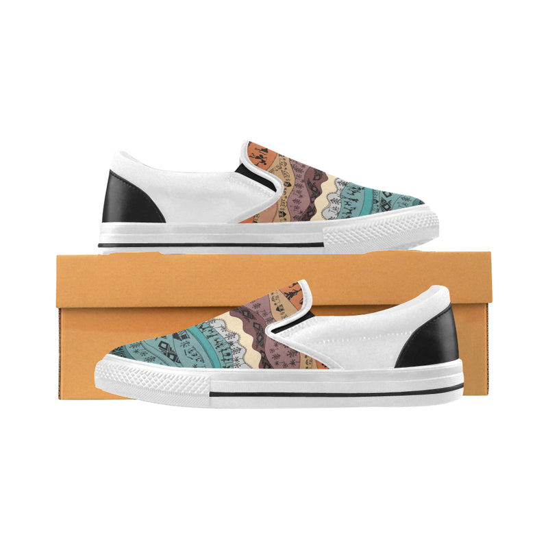 Women's Hued waves Tribal Print Slip-on Canvas Shoes