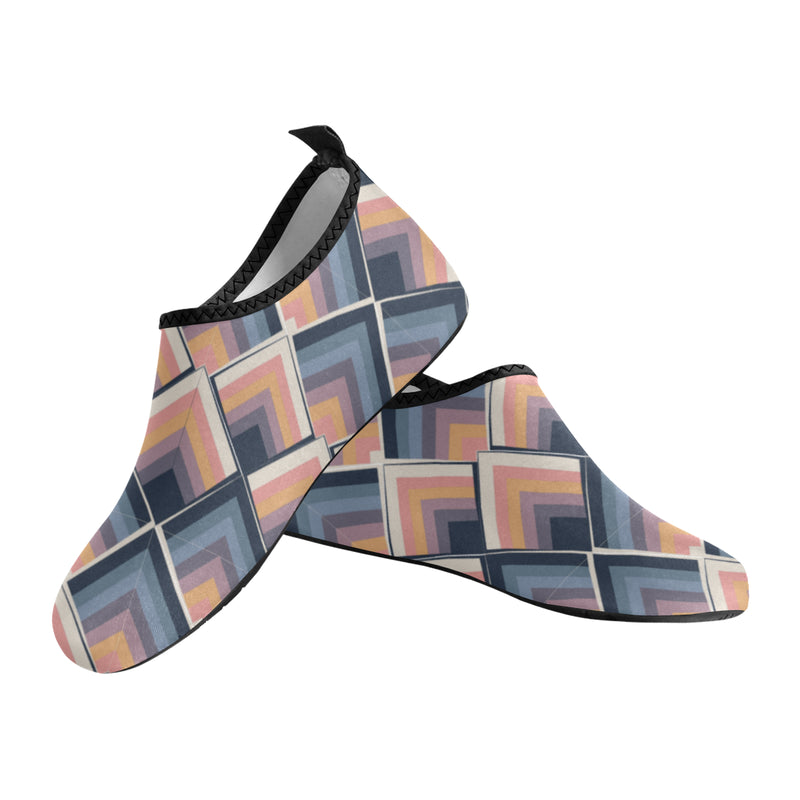 Women's Blue-Pink Scales Geometrical Print Barefoot Canvas Shoes